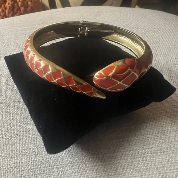 Vintage estate bracelet - Picture 2 of 3